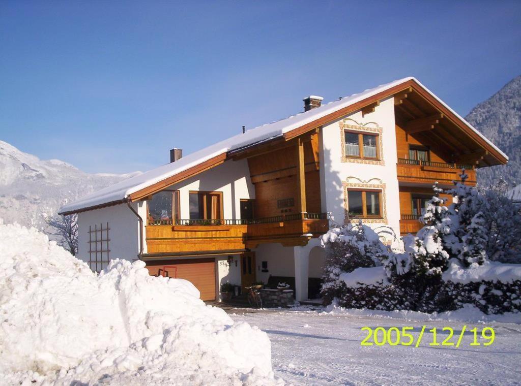 Bed and Breakfast Haus Hager Schlitters Zewnętrze zdjęcie