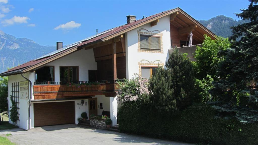 Bed and Breakfast Haus Hager Schlitters Zewnętrze zdjęcie