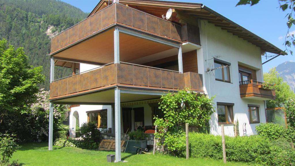 Bed and Breakfast Haus Hager Schlitters Zewnętrze zdjęcie