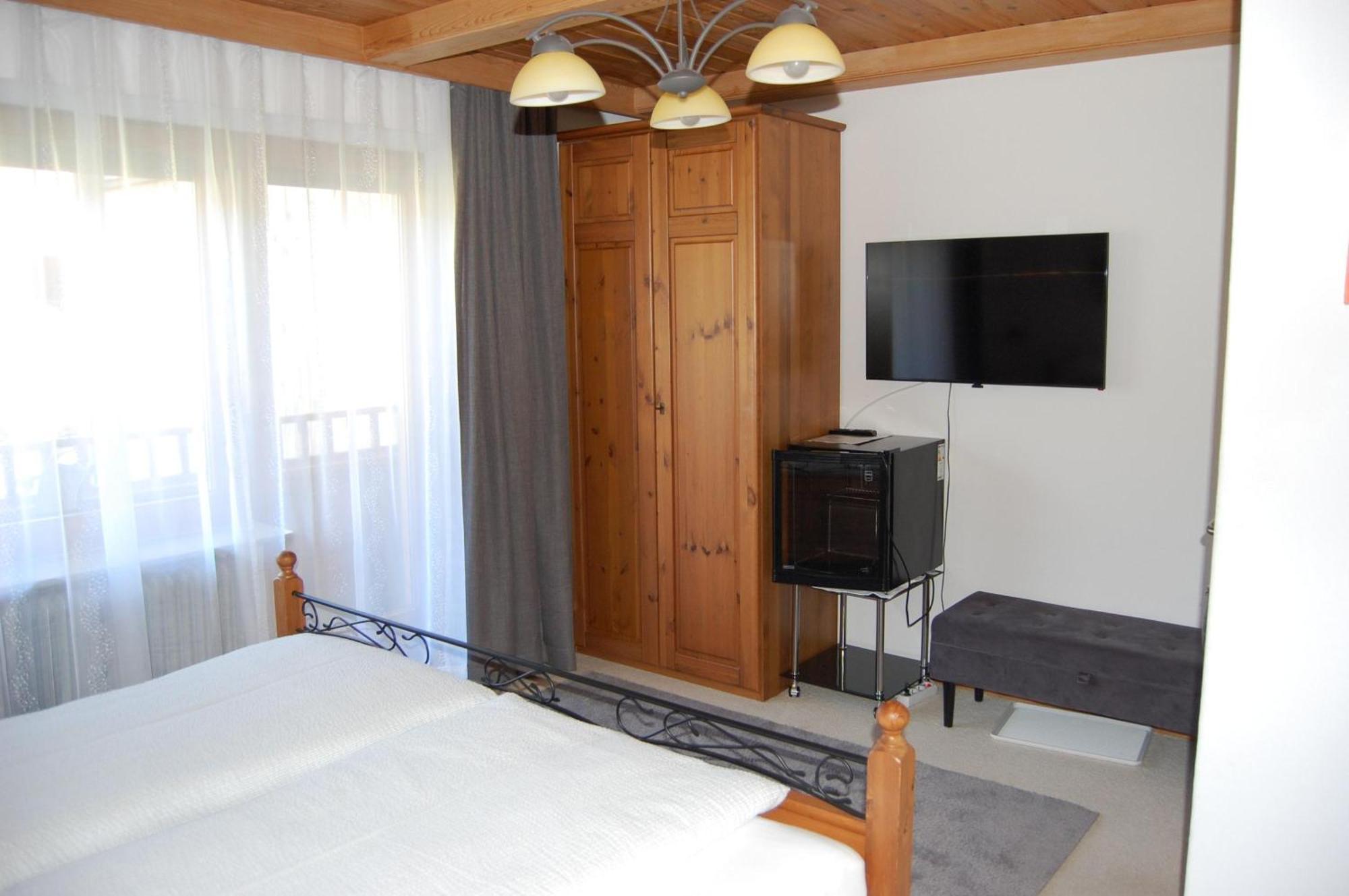 Bed and Breakfast Haus Hager Schlitters Zewnętrze zdjęcie