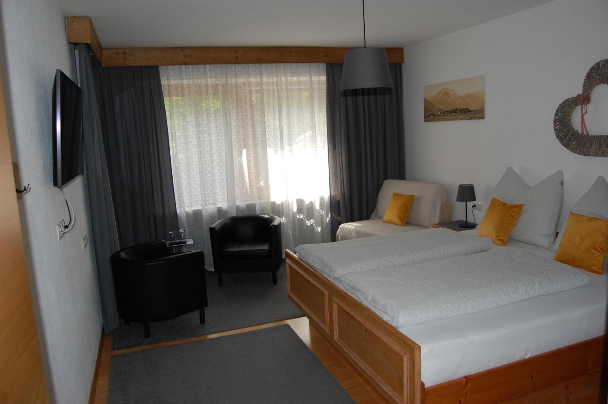 Bed and Breakfast Haus Hager Schlitters Zewnętrze zdjęcie